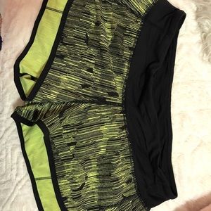 Lululemon Athletica short
